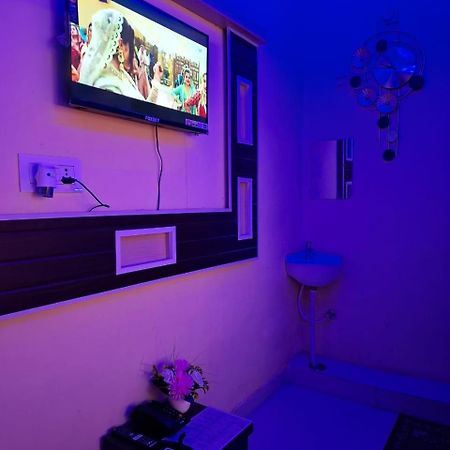Hotel Sgh Subhadra Guest House Ayodhya Екстер'єр фото
